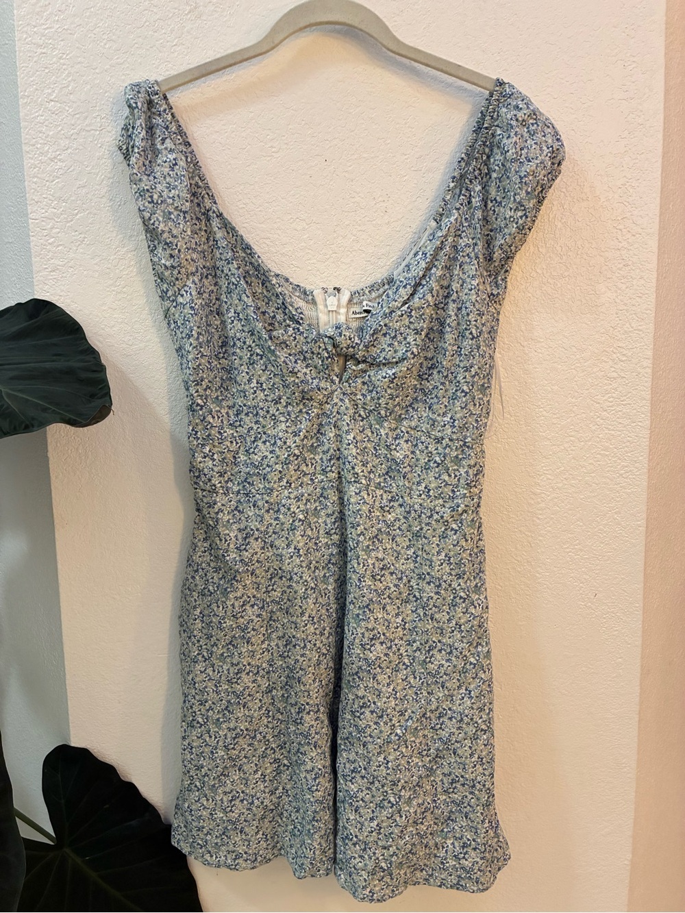NWT Abercrombie & Fitch Blue Floral Scoop-Neck Mini Dress with Shorts Under $69